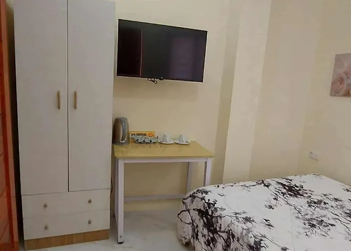 Guest #2 Terrace, Rooftop, Netflix, Wifi * Compostela (Cebu)